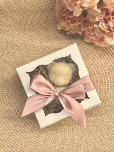 Mydełko miś w białym pudełeczku ze wstążką - możliwość PERSONALIZACJI - drobny upominek, prezent, podziękowanie, podziękowania, baby shower, chrzciny, urodziny i inne uroczystości, dla dziecka, dla niej