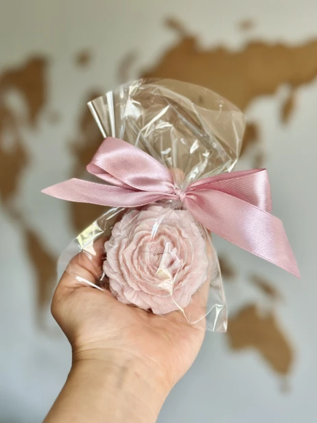 Mydełko piwonia w celofanie ze wstążką na PODZIĘKOWANIA - możliwość PERSONALIZACJI - ślub, panieński, baby shower, chrzciny, urodziny i inne uroczystości, podziękowanie