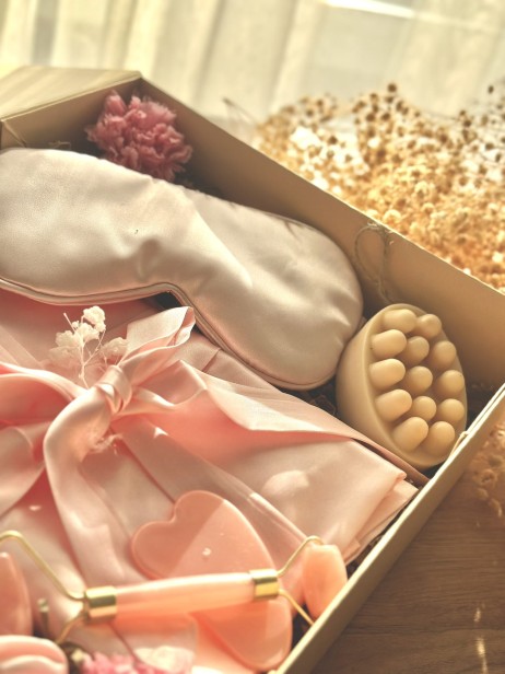 RelaxBox - chwila relaxu - box prezentowy róż PREMIUM - baby shower, dla przyszłej mamy, dzień mamy, urodziny, walentynki, dla dziewczyny, panieński, ślub, dla Niej