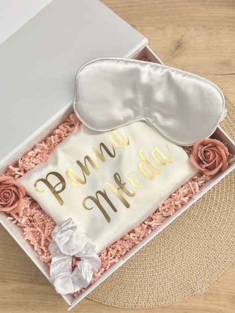 BridalBox - box prezentowy dla Panny Młodej - personalizowany szlafrok, opaska na oczy, gumka Scrunchie - prezent na ślub, panieński