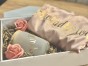 BridesmaidBox - box prezentowy dla Świadkowej - personalizowany szlafrok, kubek z bambusową pokrywką i szklaną rurką- podziękowanie, prezent, zapytanie o świadkowanie, panieński, ślub