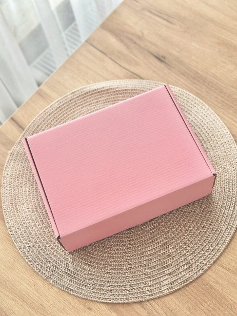 Box prezentowy na urodziny, panieński, dla panny młodej/świadkowej, dla przyszłej mamy, na baby shower, dla niej, dla przyjaciółki, dla dziewczyny, upominek - opaska na oczy, gumka Scrunchie, roler i masażer Gua Sha