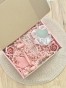 Box prezentowy na urodziny, panieński, dla panny młodej/świadkowej, upominek - kieliszek, gumka Scrunchie, roler i masażer Gua Sha, lusterko serduszko